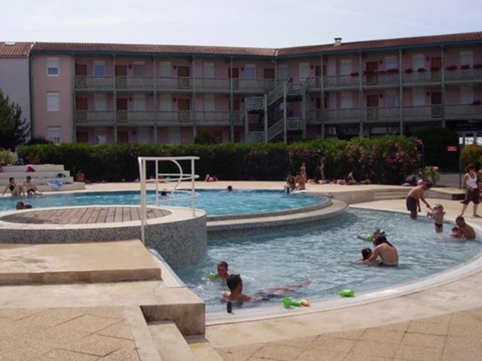 Appartement 4 Pers. Terrasse Clim, Piscine Collective - Fr-1-535-37 Châtelaillon-Plage Extérieur photo